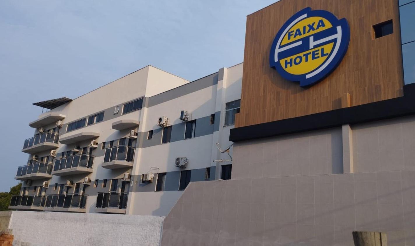 Faixa Hotel Vitória da Conquista Exterior foto